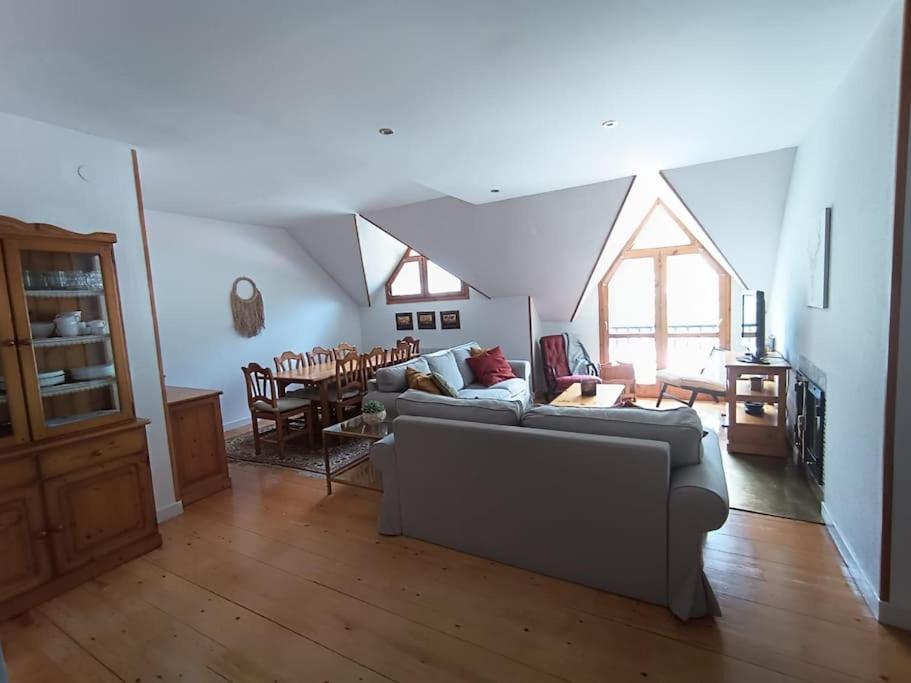 Balaitus Petfriendly - Arafita Apartamentos Sallent de Gállego Eksteriør bilde
